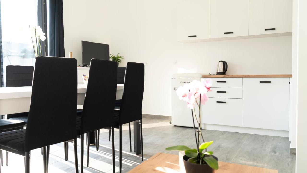 Osada Sluszewo - Apartamenty Restauracja Wydarzenia Гневіно Екстер'єр фото